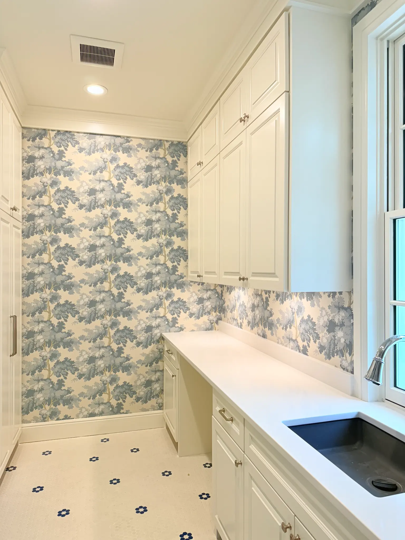Professional wallpaper installation work